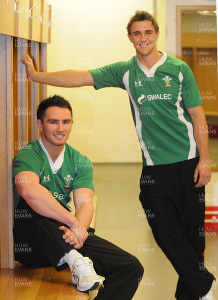 29.01.09 - Wales under 20 Rugby Kristian Phillips and Ashley Beck of Ospreys who have been named in a 'leadership group'by head Coach Phil Davies in Wales' Under 20s Six Nations squad 