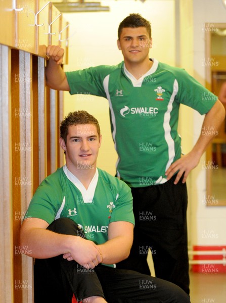 29.01.09 - Wales under 20 Rugby James Thomas of Ebbw Vale and Ashley Sweet of Cross Keys who have been named in a 'leadership group' by head Coach Phil Davies in Wales' Under 20s Six Nations squad 