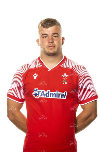 140621 - Wales Under 20 Squad - Harri Deaves