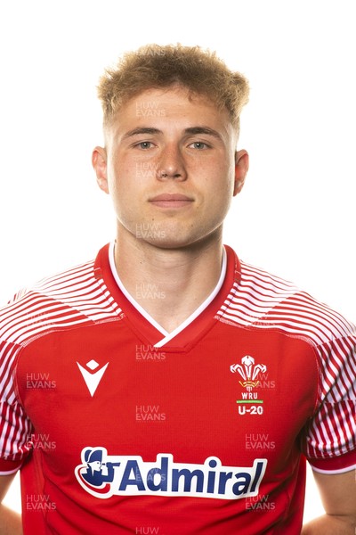 140621 - Wales Under 20 Squad - Morgan Richards