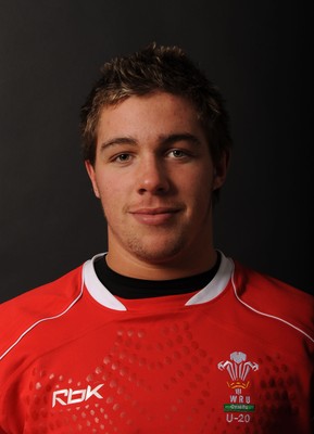 19.12.07 - Wales Under 20 Rugby Squad 2007/2008 - Rhys Webb 