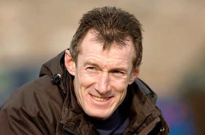 10.02.09 -Wales Under 20 training  Rob Howley watching the Wales Under 20 training at Bridgend 