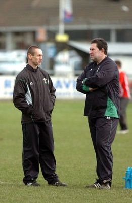 10.02.09 -Wales Under 20 training  Wales under 20 head coach Phil Davies with  Wayne Proctor fitness coach 