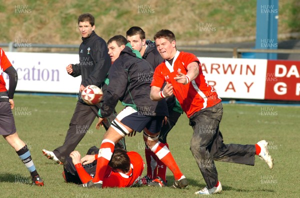 10.02.09 -Wales Under 20 training  Tavis  Knoyle 