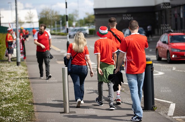 050621 - Wales v Albania - International Friendly - Wales fans outside the ground before kick off