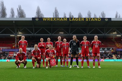 140426 - Wales v Albania - 2027 FIFA Women's World Cup Qualifying - Players of Wales pose for a team photograph prior to the game