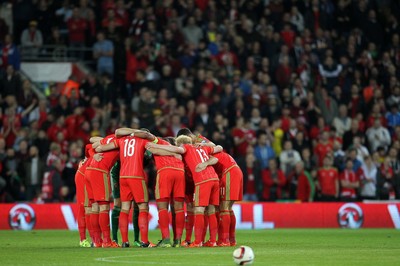 131015 - Wales v Andorra - UEFA European Championship Qualifiers - Wales team huddle