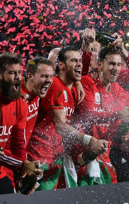 131015 - Wales v Andorra, UEFA European Championship Qualifier - Gareth Bale and his Wales team mates lead the celebrations at the end of the match