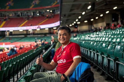 091125 - Wales v Argentina - Quilter Nations Series - Fans ahead of the game