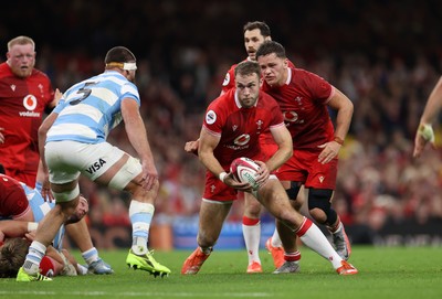 091125 - Wales v Argentina - Quilter Nations Series - Max Llewellyn of Wales 