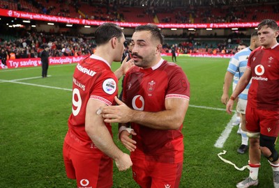 091125 - Wales v Argentina - Quilter Nations Series - Liam Belcher of Wales at full time