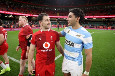 091125 - Wales v Argentina - Quilter Nations Series - Tomos Williams of Wales and Santiago Carreras of Argentina at full time