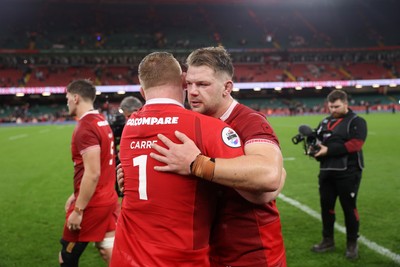091125 - Wales v Argentina - Quilter Nations Series - Olly Cracknell of Wales at full time