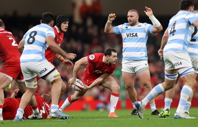 091125 - Wales v Argentina - Quilter Nations Series - Tomos Williams of Wales 