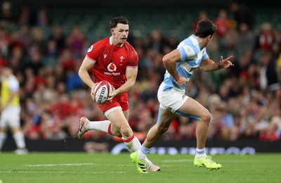 091125 - Wales v Argentina - Quilter Nations Series - Tom Rogers of Wales 