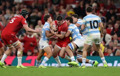 091125 - Wales v Argentina - Quilter Nations Series - Josh Adams of Wales is tackled by Guido Petti of Argentina 