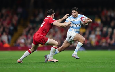 091125 - Wales v Argentina, Quilter Nations Series - Santiago Carreras of Argentina is tackled by Tom Rogers of Wales