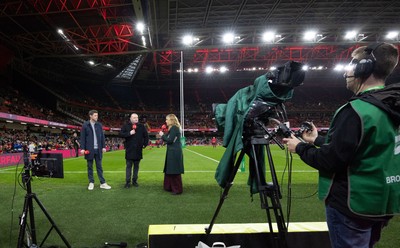 091125 - Wales v Argentina, Quilter Nations Series - TV broadcasters at work ahead of the match