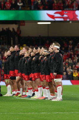091125 - Wales v Argentina, Quilter Nations Series - The Wales team lineup for the anthems
