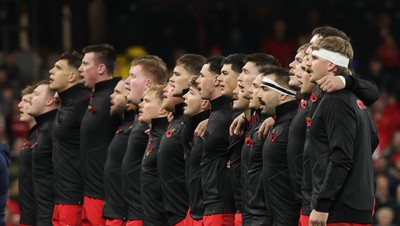 091125 - Wales v Argentina, Quilter Nations Series - The Wales team lineup for the anthems