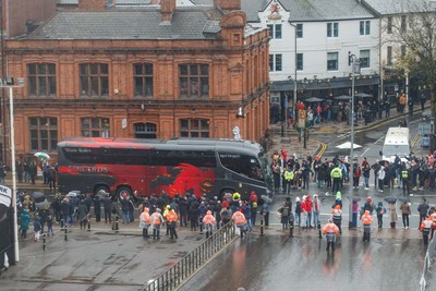 091125 - Wales v Argentina - Quilter Nations Series - Wales team bus arrives at Principality Stadium