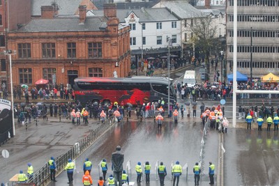 091125 - Wales v Argentina - Quilter Nations Series - Wales team bus arrives at Principality Stadium