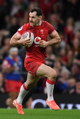 091125 - Wales v Argentina - Quilter Nations Series - Tomos Williams of Wales runs in to score a try