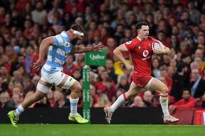 091125 - Wales v Argentina - Quilter Nations Series - Tom Rogers of Wales