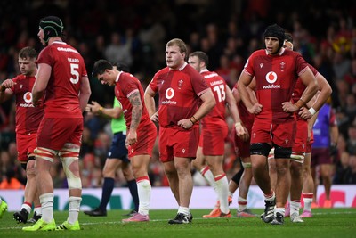 091125 - Wales v Argentina - Quilter Nations Series - Dejected Archie Griffin of Wales at full time