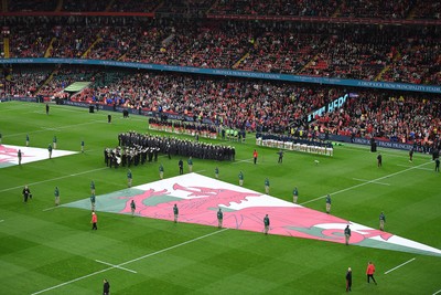 091125 - Wales v Argentina - Quilter Nations Series - A minutes silence is held before the match for remembrance Sunday