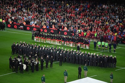 091125 - Wales v Argentina - Quilter Nations Series - A minutes silence is held before the match for remembrance Sunday