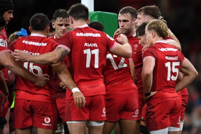 091125 - Wales v Argentina - Quilter Nations Series - Wales huddle after conceding a try