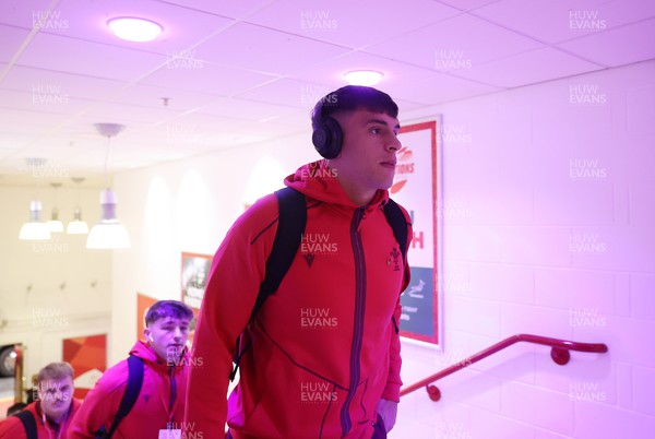 091125 - Wales v Argentina - Quilter Nations Series - Dafydd Jenkins of Wales arrives at the stadium