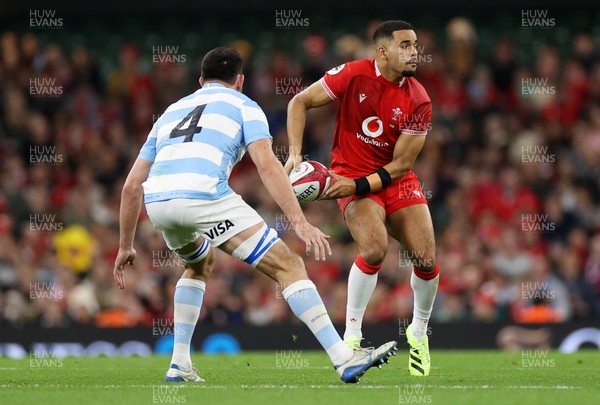 091125 - Wales v Argentina - Quilter Nations Series - Ben Thomas of Wales 