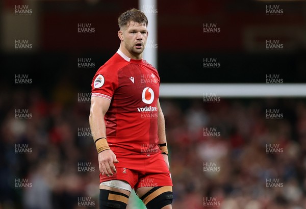 091125 - Wales v Argentina - Quilter Nations Series - Olly Cracknell of Wales on his debut