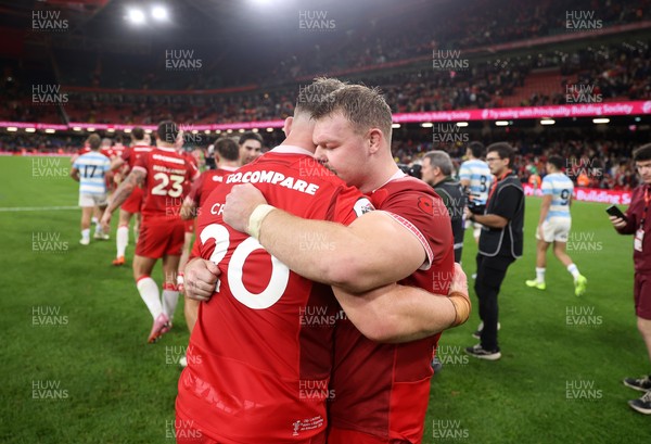 091125 - Wales v Argentina - Quilter Nations Series - Olly Cracknell and Dewi Lake of Wales at full time