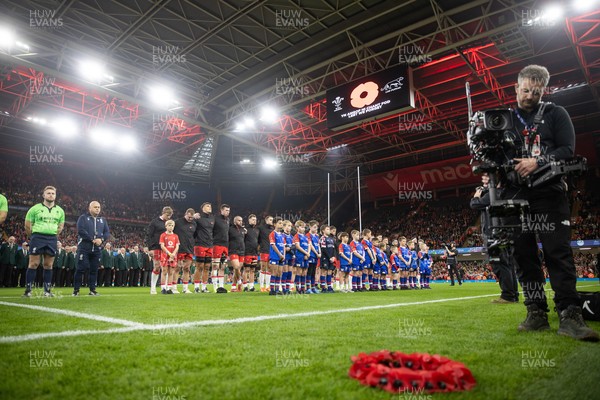 091125 - Wales v Argentina - Quilter Nations Series - Laying of Remembrance Wreath