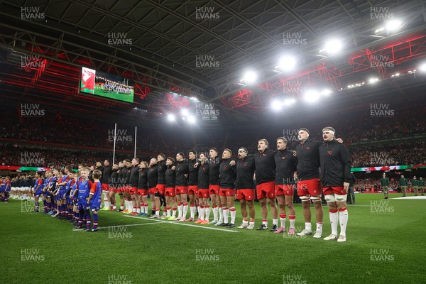 091125 - Wales v Argentina - Quilter Nations Series - Wales Anthem