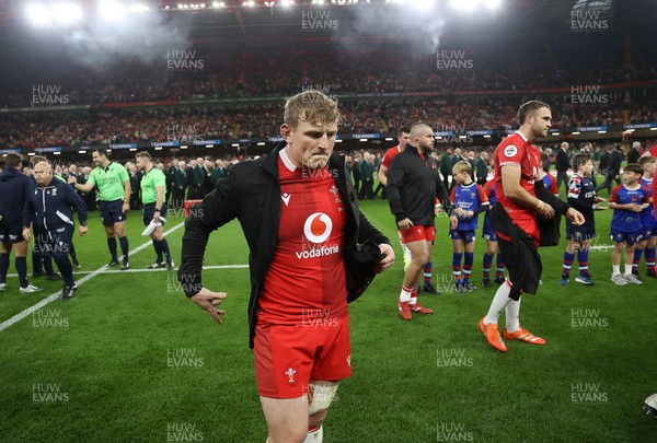 091125 - Wales v Argentina - Quilter Nations Series - Jac Morgan of Wales 