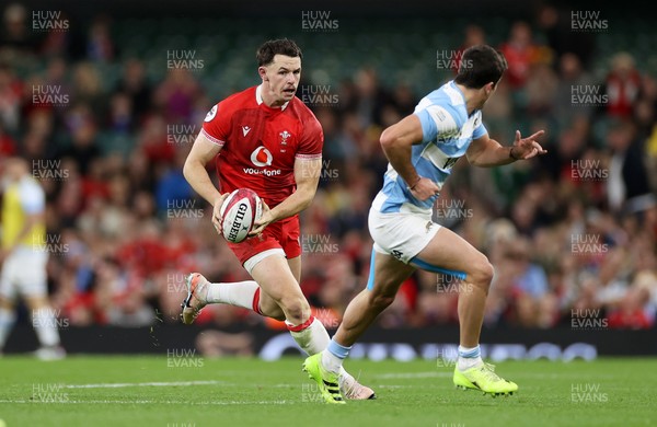 091125 - Wales v Argentina - Quilter Nations Series - Tom Rogers of Wales 