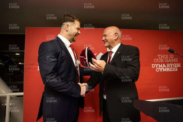091125 - Wales v Argentina - Quilter Nations Series - Olly Cracknell of Wales with his first cap