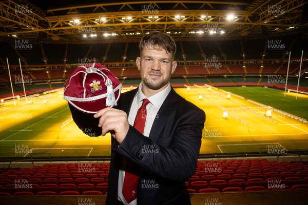 091125 - Wales v Argentina - Quilter Nations Series - Olly Cracknell of Wales with his first cap