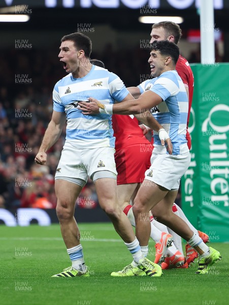 091125 - Wales v Argentina, Quilter Nations Series - Geronimo Prisciantelli of Argentina celebrates after scoring try