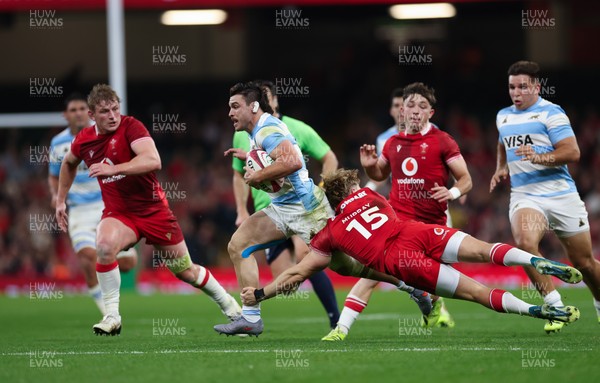 091125 - Wales v Argentina, Quilter Nations Series - Mateo Carreras of Argentina is tackled by Blair Murray of Wales