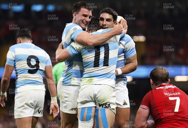 091125 - Wales v Argentina, Quilter Nations Series - Mateo Carreras of Argentina celebrates with team mates after scoring try