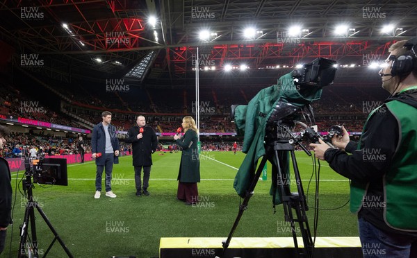 091125 - Wales v Argentina, Quilter Nations Series - TV broadcasters at work ahead of the match