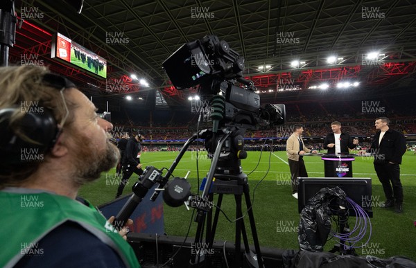 091125 - Wales v Argentina, Quilter Nations Series - TV broadcasters at work ahead of the match