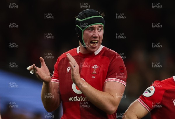 091125 - Wales v Argentina, Quilter Nations Series - Adam Beard of Wales