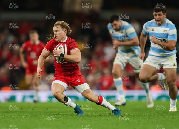091125 - Wales v Argentina, Quilter Nations Series - Blair Murray of Wales