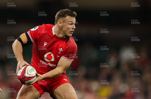 091125 - Wales v Argentina, Quilter Nations Series - Jarrod Evans of Wales
